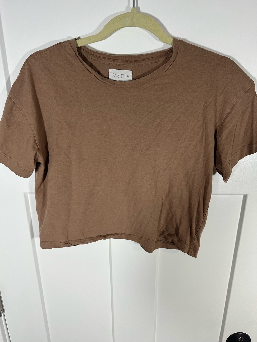 Isa & Ella Brown Cropped Crewneck Tee